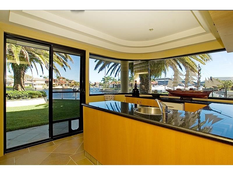 9 Van Diemen Place, Hollywell QLD 4216