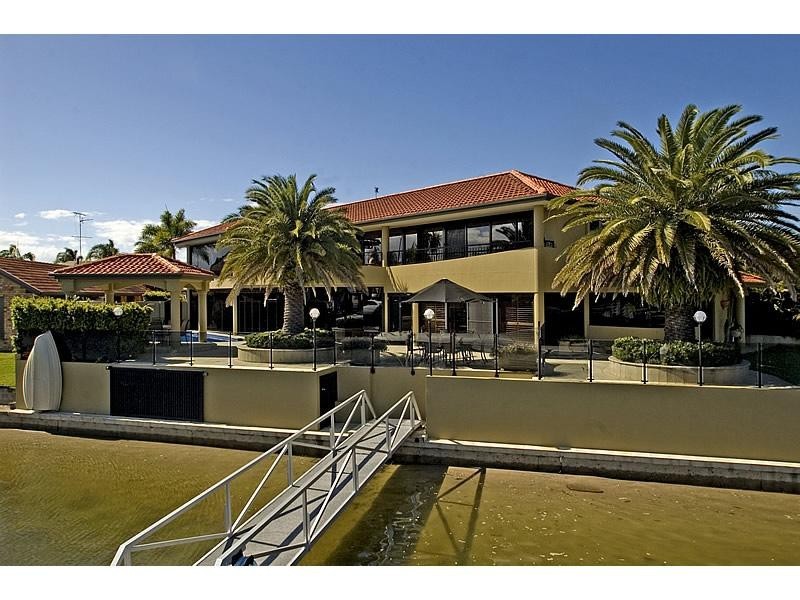 9 Van Diemen Place, Hollywell QLD 4216