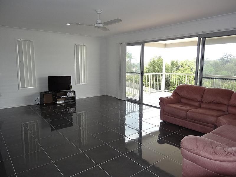 11 Hopman Court, Oxenford QLD 4210