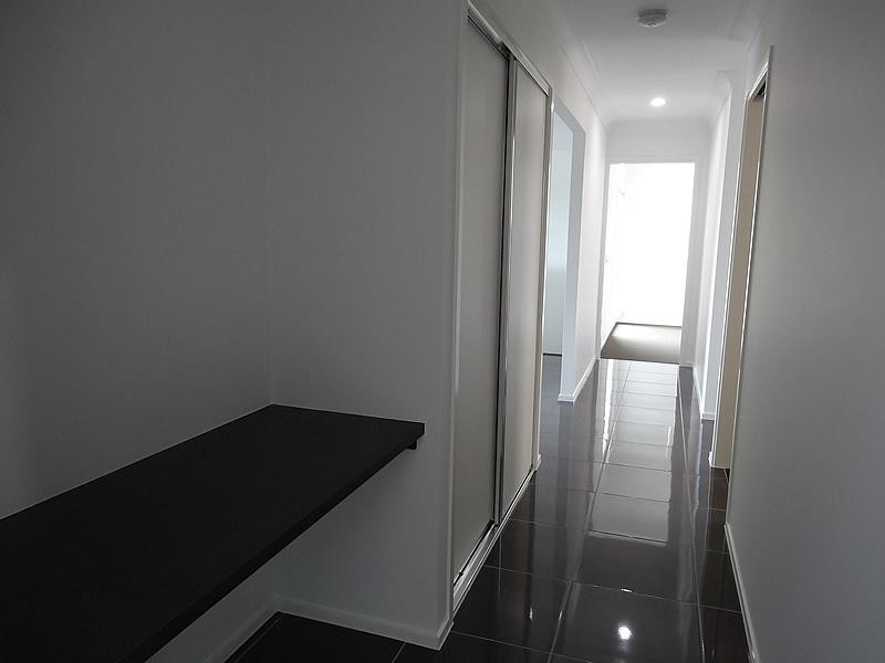 11 Hopman Court, Oxenford QLD 4210