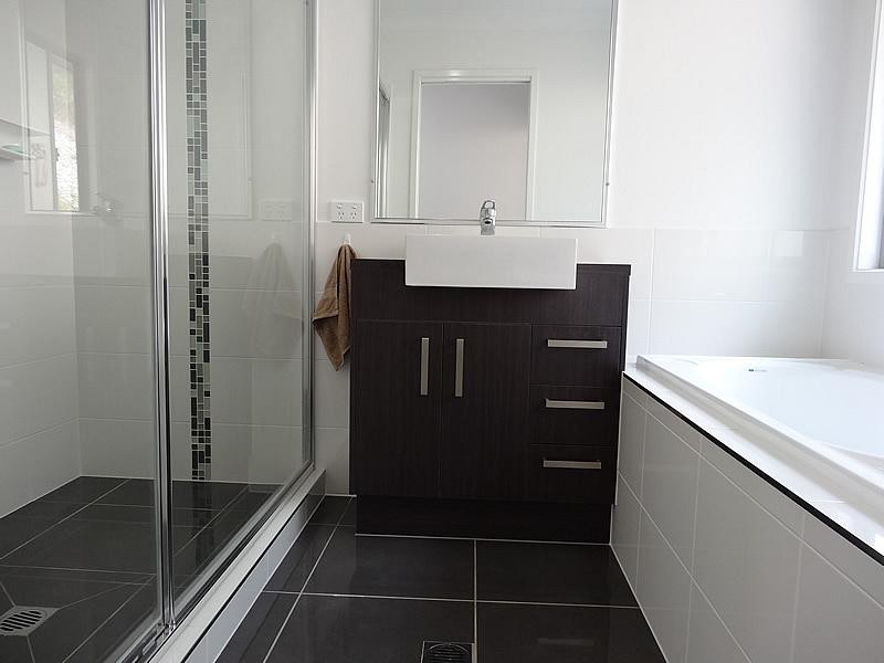 11 Hopman Court, Oxenford QLD 4210