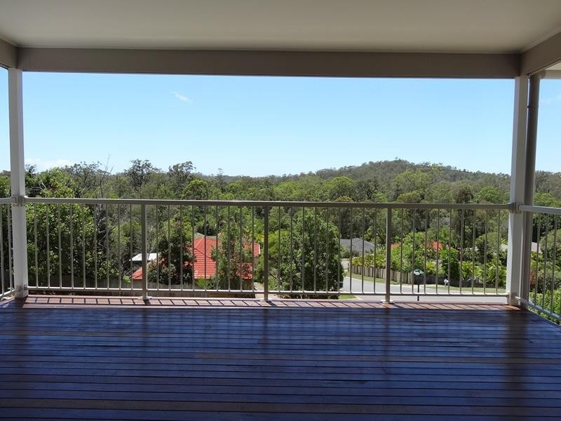 11 Hopman Court, Oxenford QLD 4210