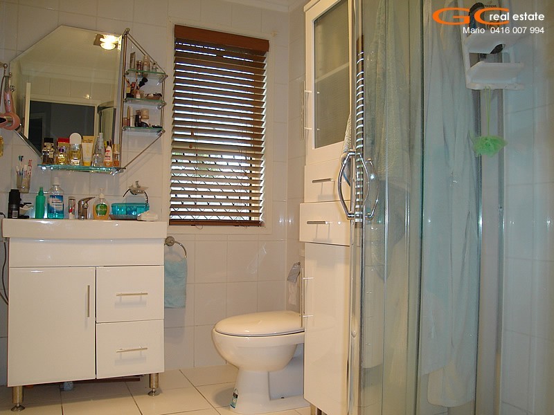 1/23 Crystal Reef Drive, Coombabah QLD 4216