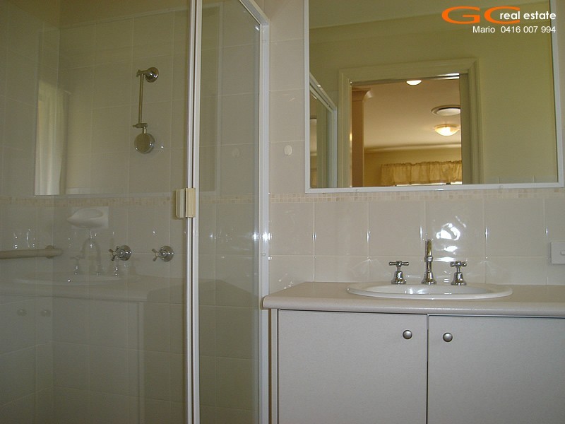 46B Sickle Avenue, Hope Island QLD 4212