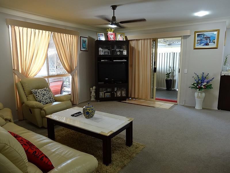 27 Numbat Court, Coombabah QLD 4216