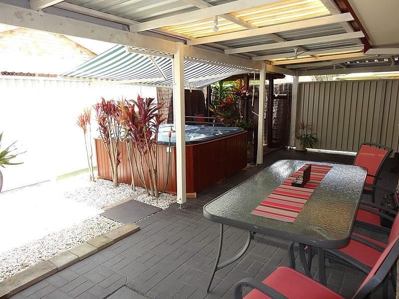 27 Numbat Court, Coombabah QLD 4216