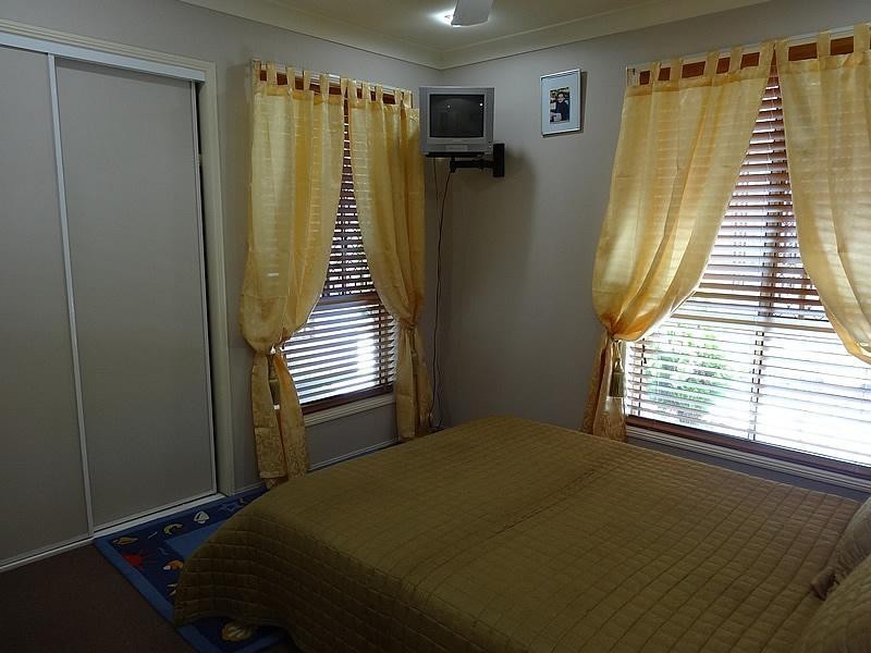 27 Numbat Court, Coombabah QLD 4216