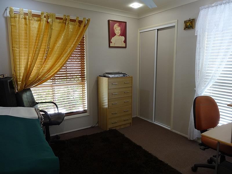 27 Numbat Court, Coombabah QLD 4216