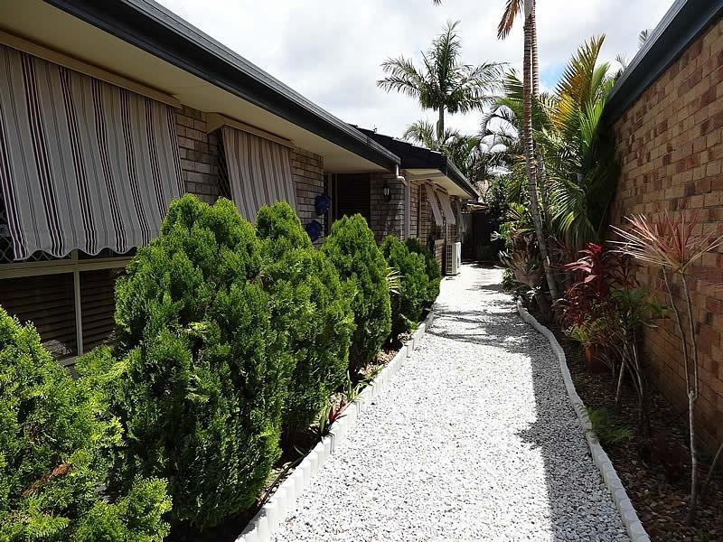 27 Numbat Court, Coombabah QLD 4216