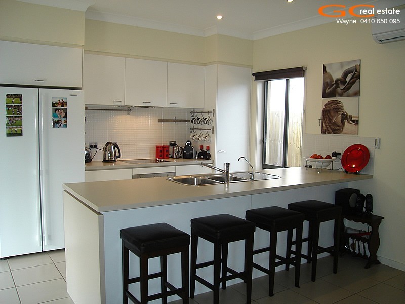 39 Costa Del Sol Avenue, Runaway Bay QLD 4216