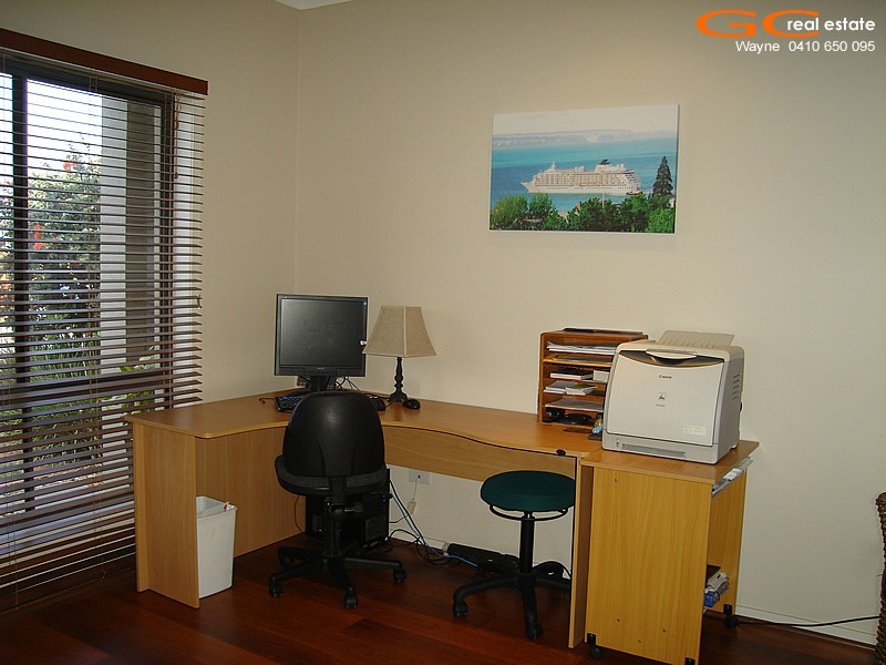 39 Costa Del Sol Avenue, Runaway Bay QLD 4216