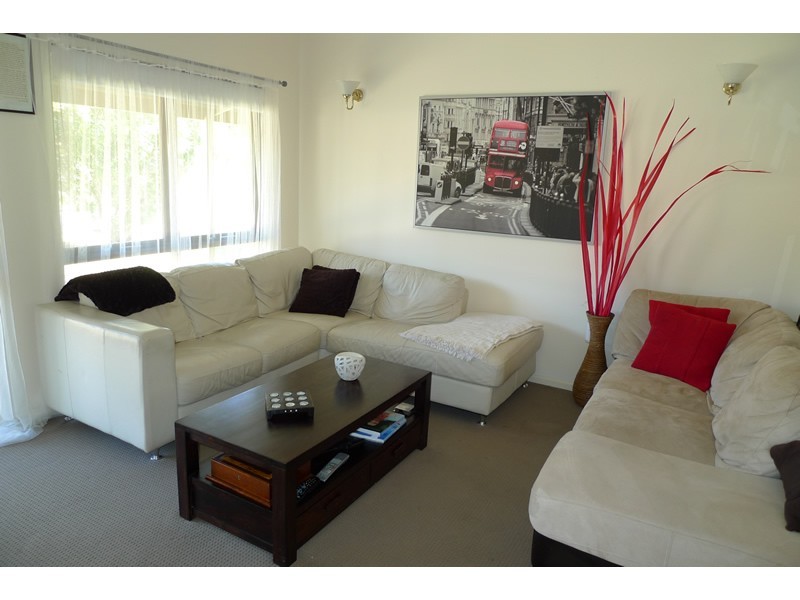 21 Sundown Drive, Paradise Point QLD 4216