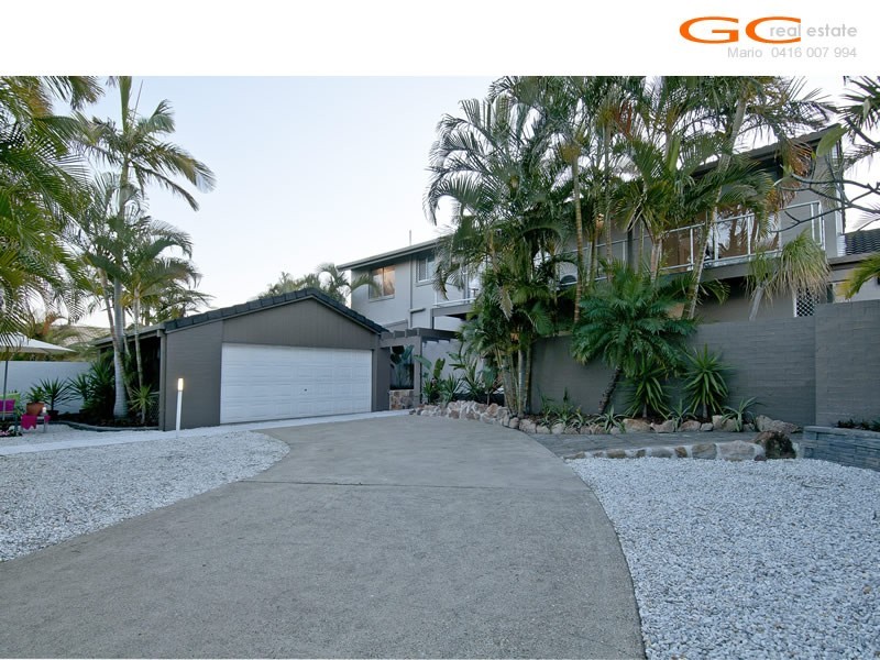172 Morala Avenue, Runaway Bay QLD 4216