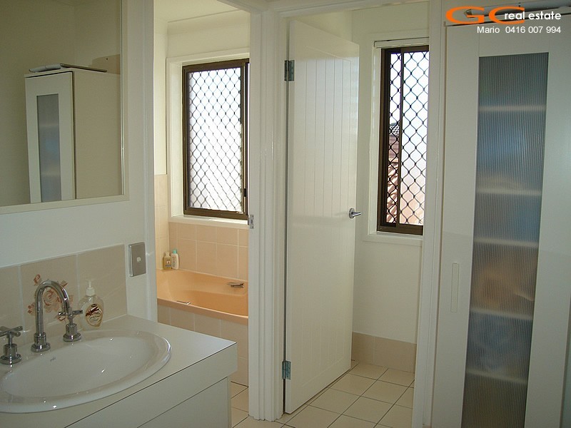 9 Nautilus Place, Biggera Waters QLD 4216