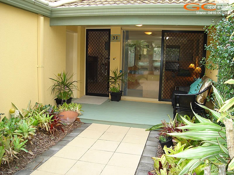 31/469 Pine Ridge Road, Runaway Bay QLD 4216