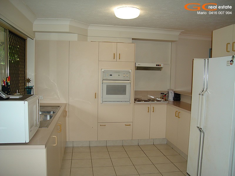 31/469 Pine Ridge Road, Runaway Bay QLD 4216