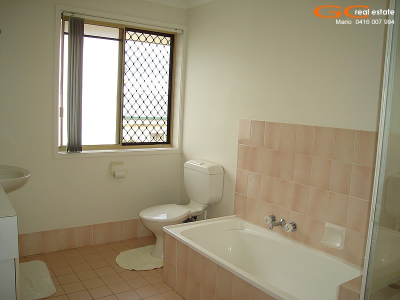 31/469 Pine Ridge Road, Runaway Bay QLD 4216