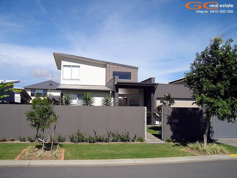 3 Ruthenium Court, Hope Island QLD 4212