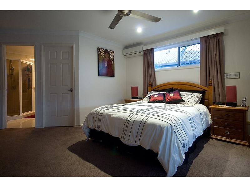 98 Sundance Way, Runaway Bay QLD 4216