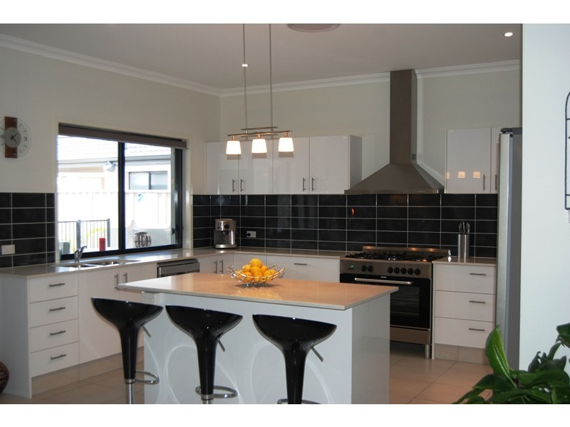 20 Iridium Drive, Hope Island QLD 4212