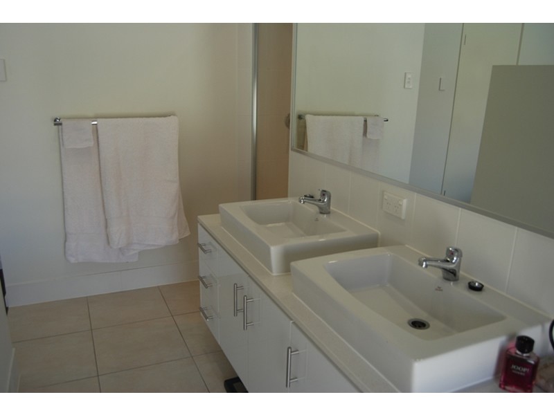 20 Iridium Drive, Hope Island QLD 4212