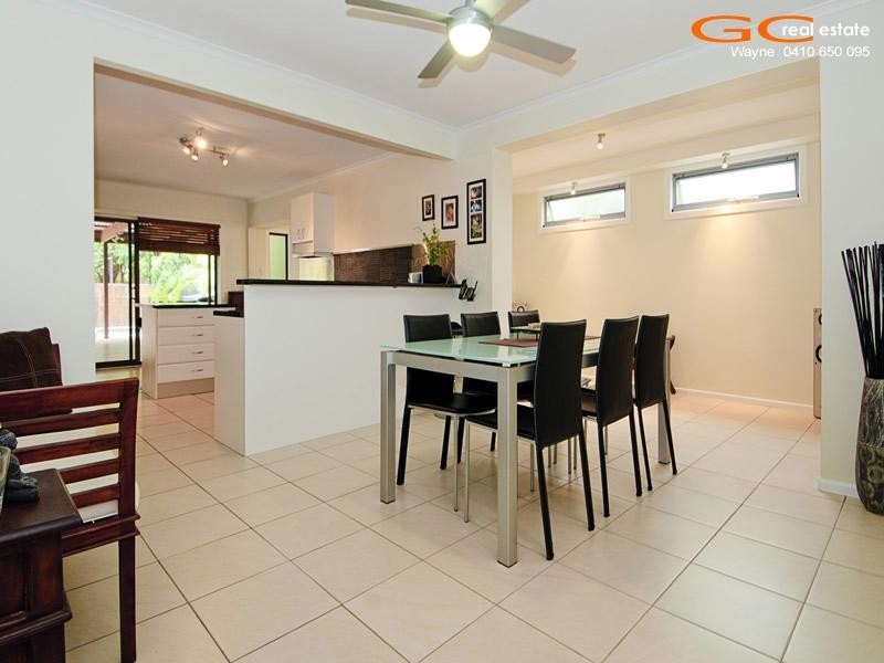 63 Nalkari Street, Coombabah QLD 4216