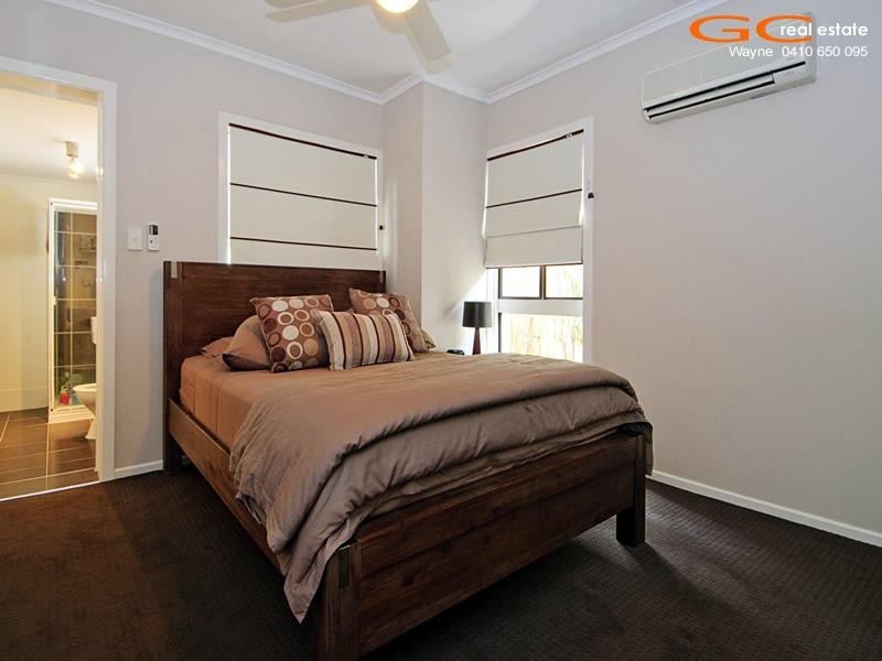 63 Nalkari Street, Coombabah QLD 4216