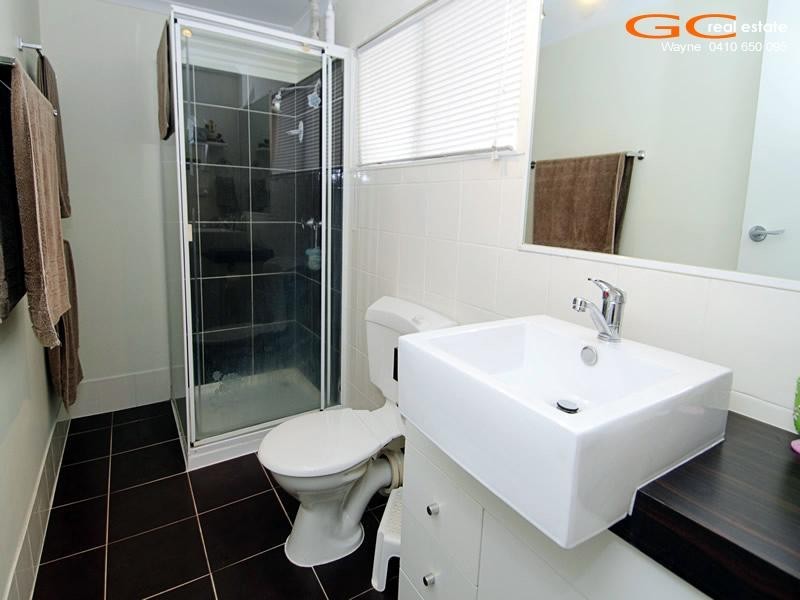 63 Nalkari Street, Coombabah QLD 4216