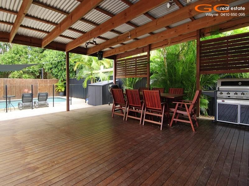 63 Nalkari Street, Coombabah QLD 4216