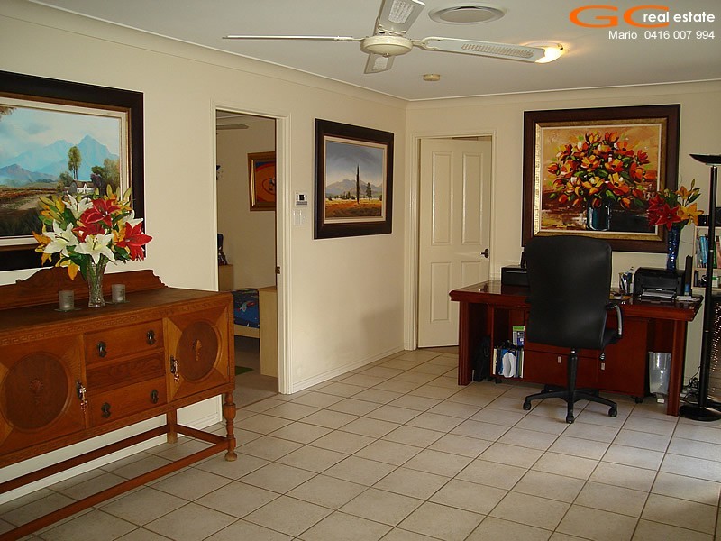 17 Shinnecock Close, Hope Island QLD 4212