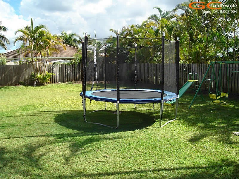 17 Shinnecock Close, Hope Island QLD 4212