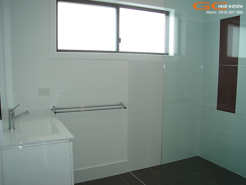 40 Careel Close, Helensvale QLD 4212