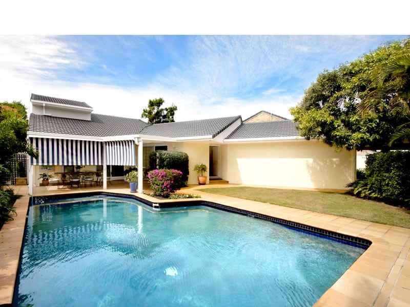 30 Cockleshell Court, Runaway Bay QLD 4216