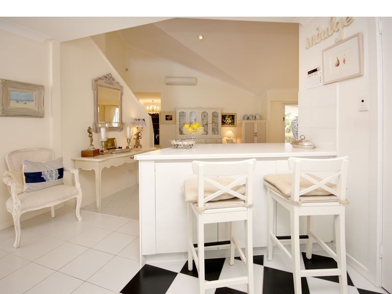 30 Cockleshell Court, Runaway Bay QLD 4216