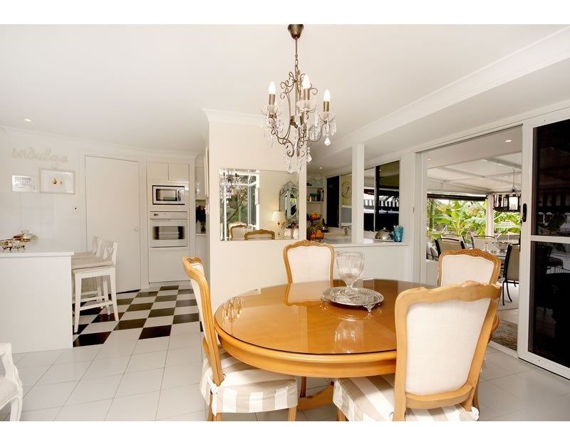 30 Cockleshell Court, Runaway Bay QLD 4216