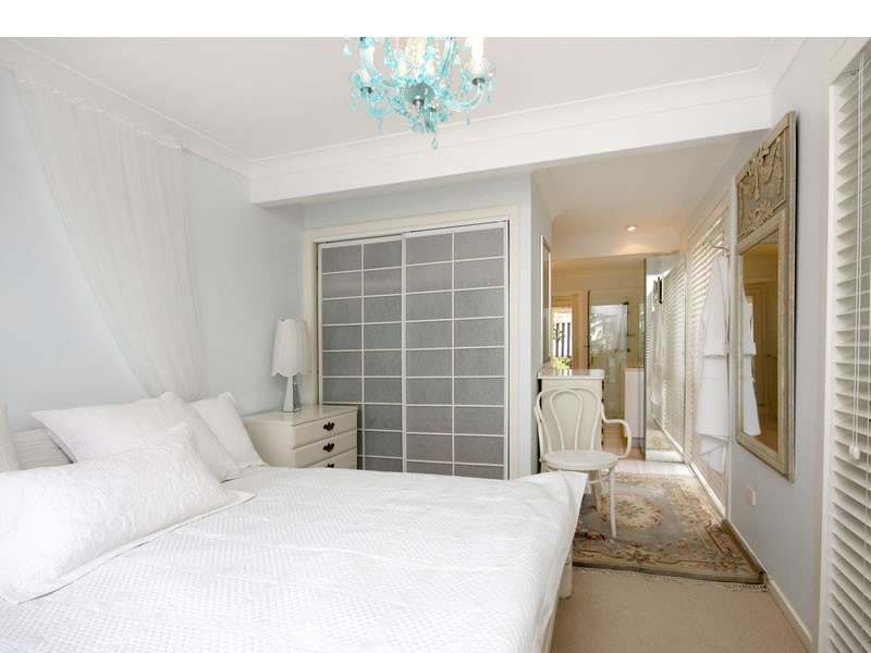 30 Cockleshell Court, Runaway Bay QLD 4216