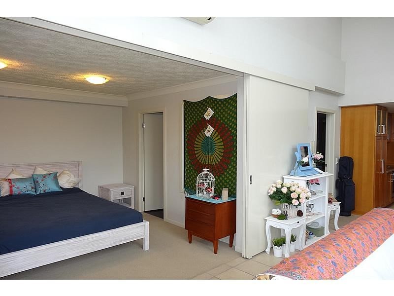 7/31 Railway Street, Southport QLD 4215