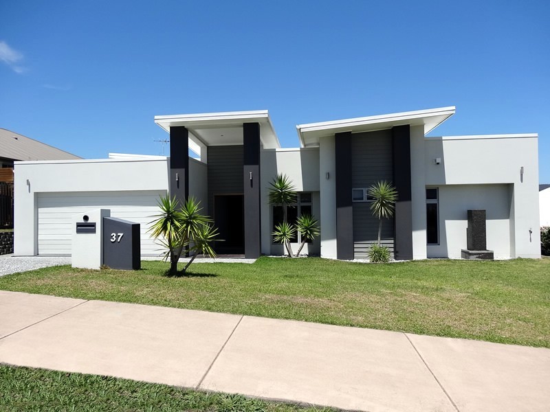 37 Kilkivan Drive, Ormeau QLD 4208