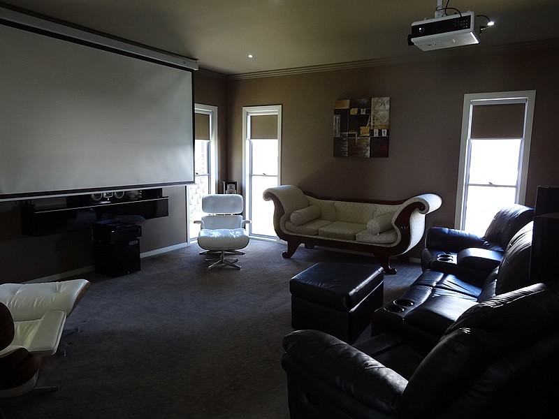 37 Kilkivan Drive, Ormeau QLD 4208