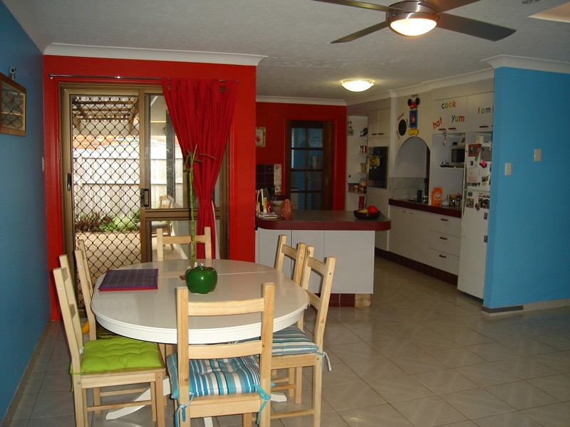 22 Sundown Drive, Paradise Point QLD 4216