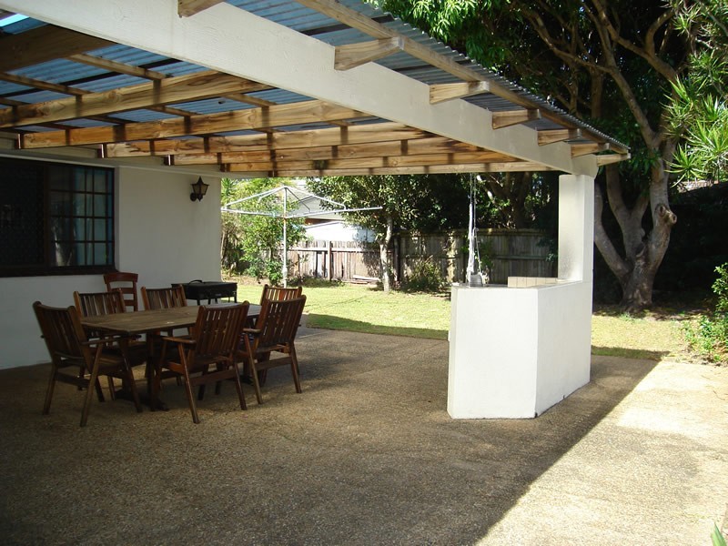 22 Sundown Drive, Paradise Point QLD 4216