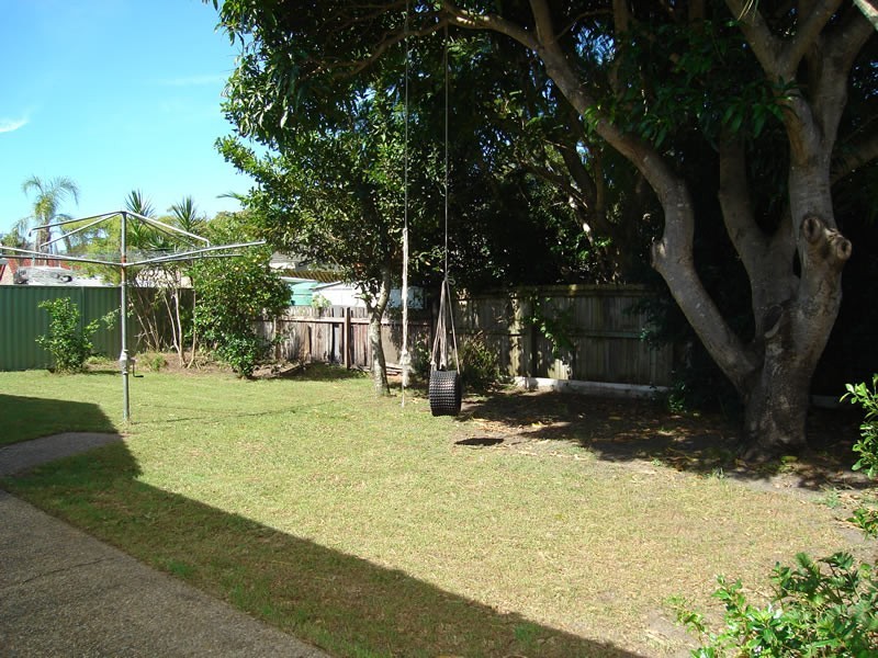 22 Sundown Drive, Paradise Point QLD 4216