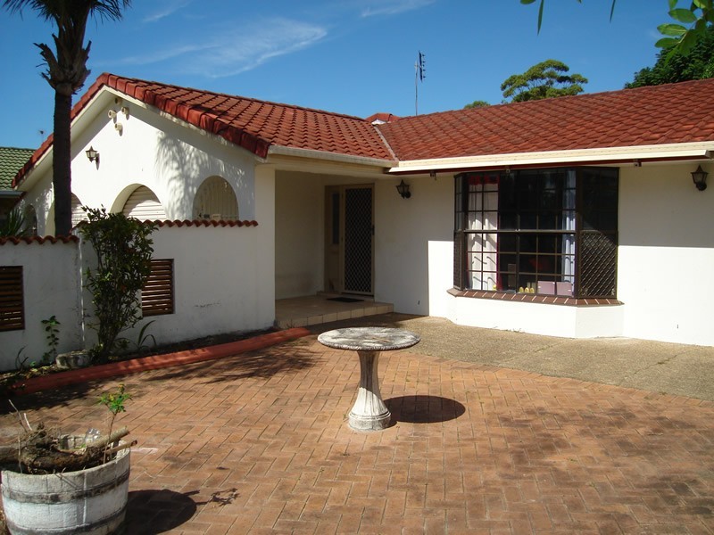 22 Sundown Drive, Paradise Point QLD 4216