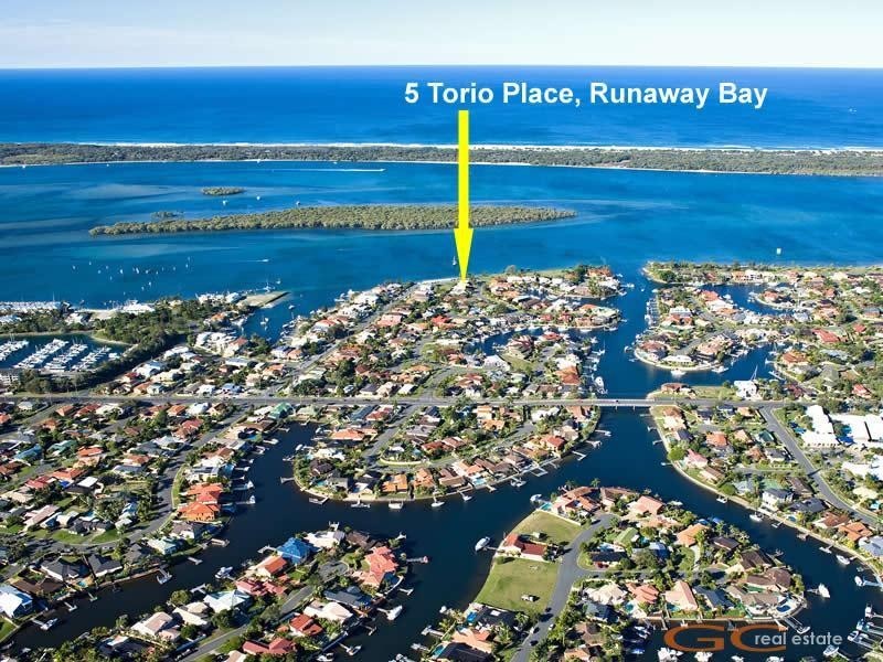5 Torio Place, Runaway Bay QLD 4216
