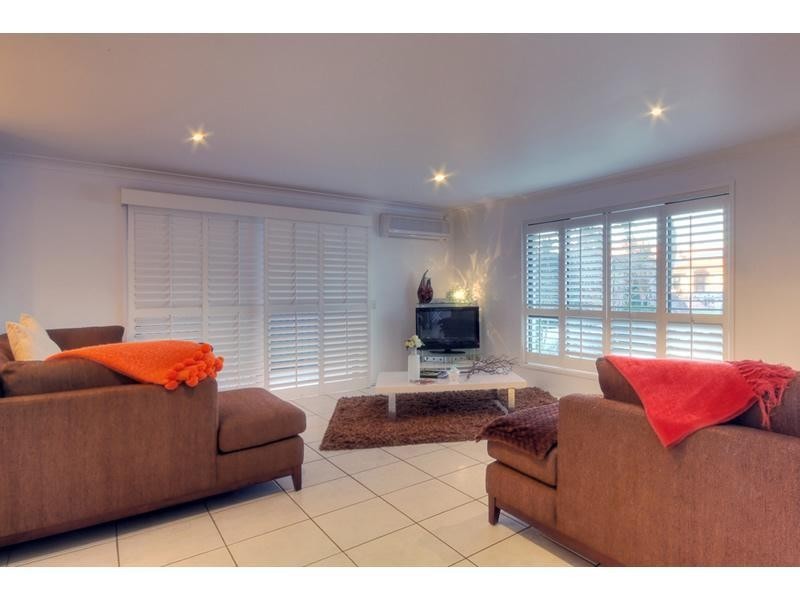 5 Torio Place, Runaway Bay QLD 4216