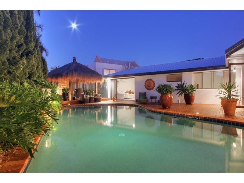 5 Torio Place, Runaway Bay QLD 4216