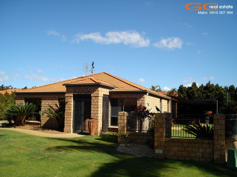 34 Shinnecock Close, Hope Island QLD 4212