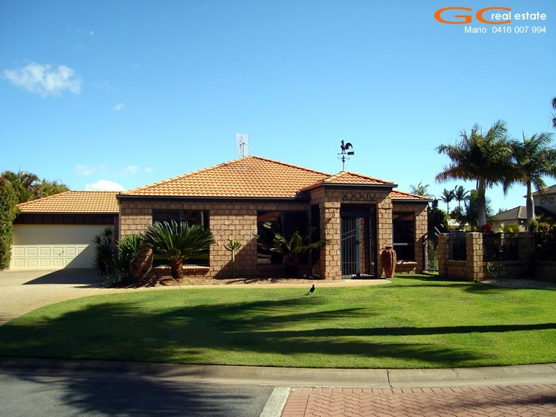 34 Shinnecock Close, Hope Island QLD 4212