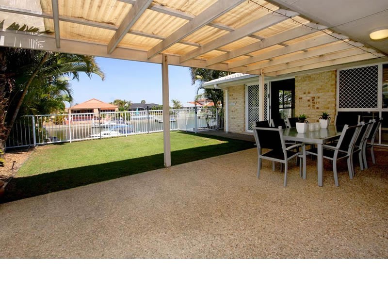 70 Limetree Parade, Runaway Bay QLD 4216