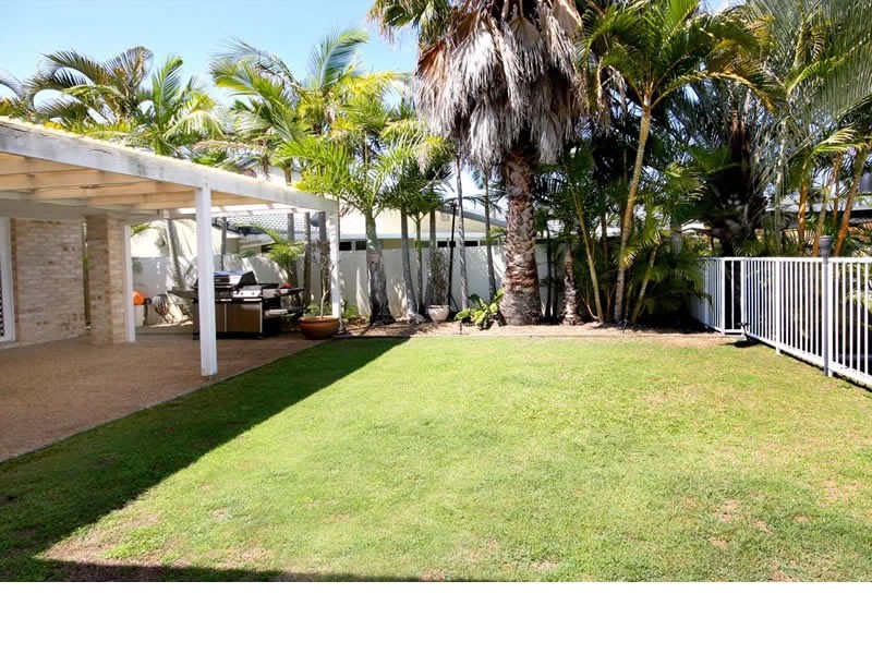 70 Limetree Parade, Runaway Bay QLD 4216